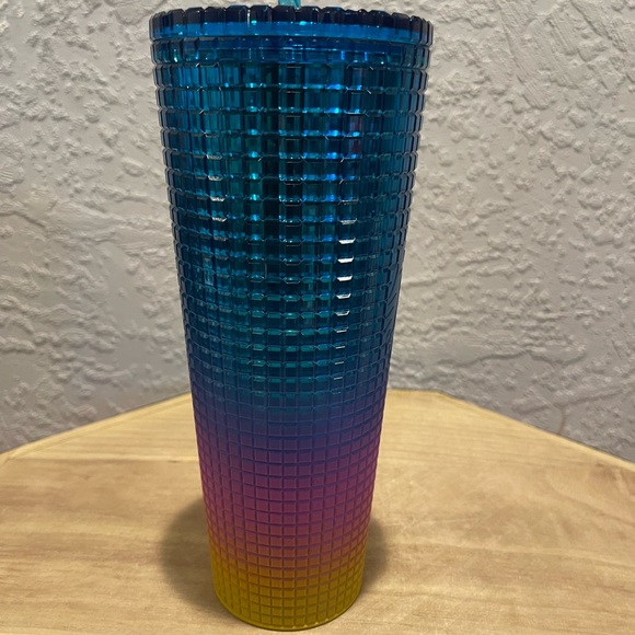 Starbucks Tim Single Pride - Picture 3 of 5